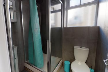 5 bed house, Hill Park Crescent, Greenbank, Plymouth, PL48JW - Image 8